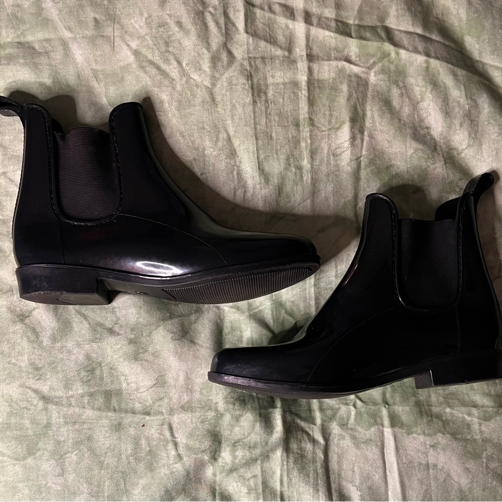 Black Chelsea Rain Boots